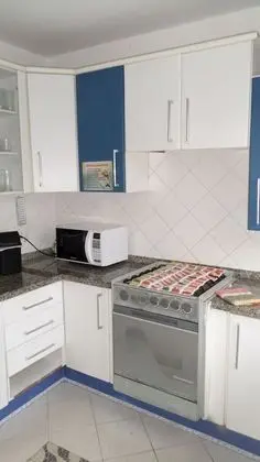 Ortak Ranzalı Oda, 3 Tek Kişilik Yatak