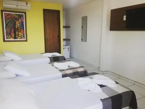 Üç Kişilik Oda