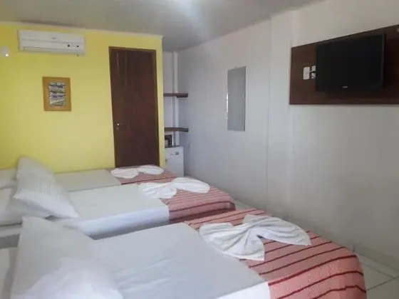 Üç Kişilik Oda
