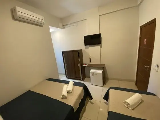 SUITE TRIPLO STANDARD SEM VARANDA