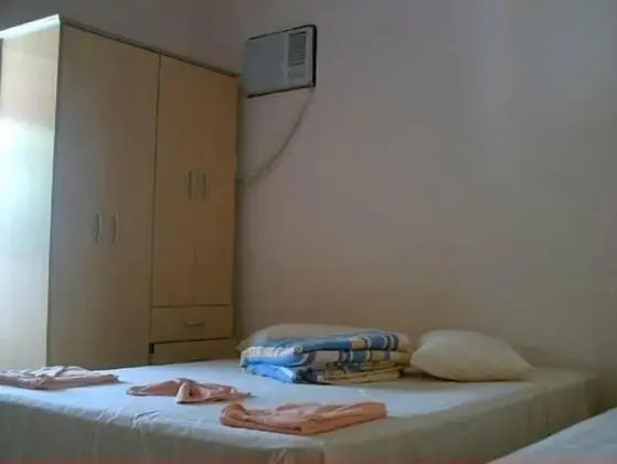 Standard Tek Büyük Yataklı Oda (com ventilador )