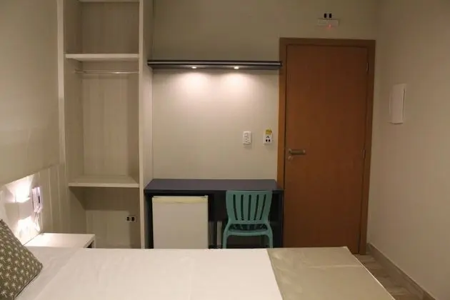 Exclusive Tek Büyük Yataklı Oda