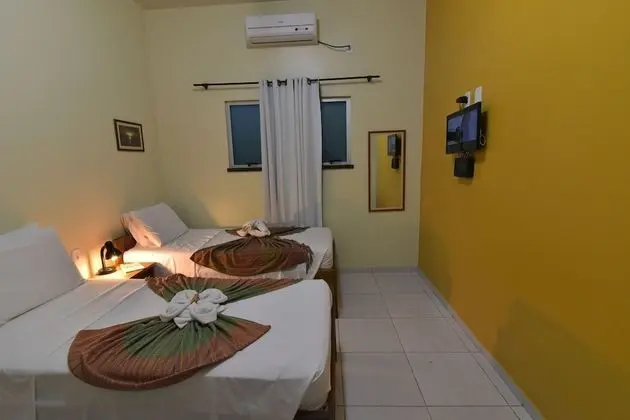 Üç Kişilik Oda
