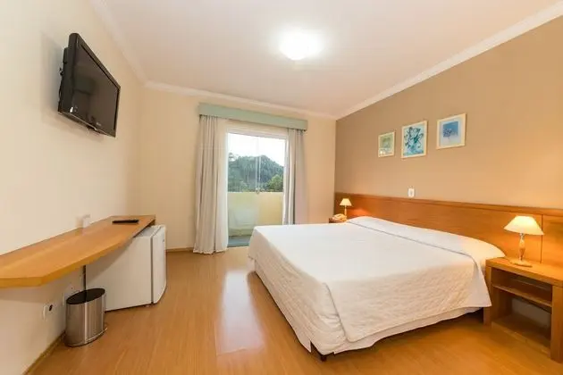 Tek Büyük Yataklı Oda, Balkon