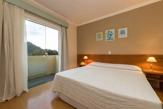 Tek Büyük Yataklı Oda, Balkon