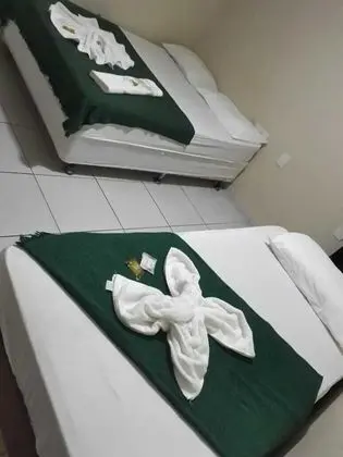 Üç Kişilik Oda