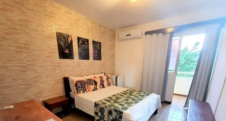 Exclusive Tek Büyük Yataklı Oda