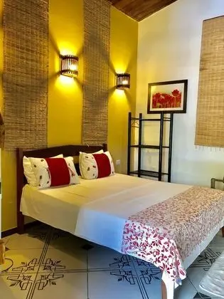 Traditional Tek Büyük Yataklı Oda
