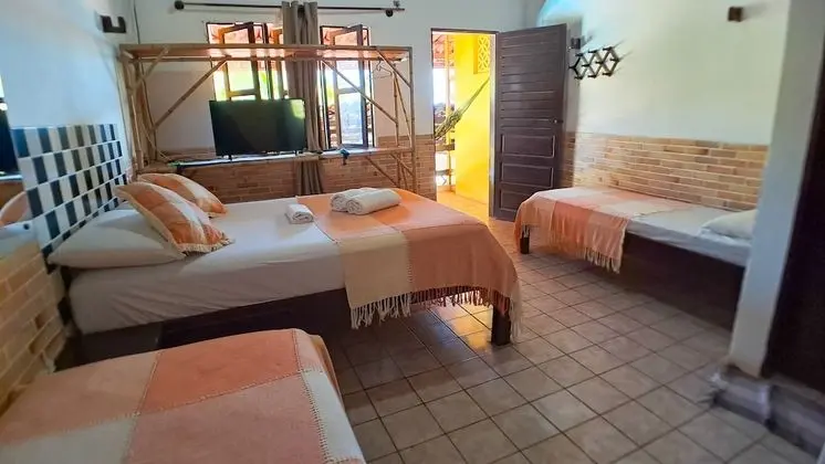 Comfort Dört Kişilik Oda, Birden Çok Yatak, Buzdolabı, Havuz Manzaralı