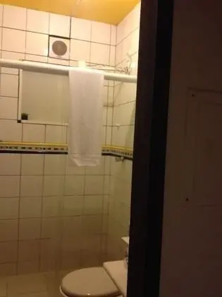Suite Duplo Piso Superior janela para os fundos