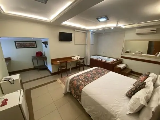 Deluxe Tek Büyük Yataklı Oda