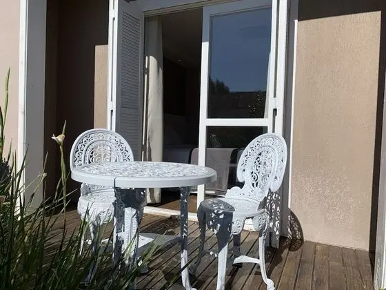 Classic Tek Büyük Yataklı Oda