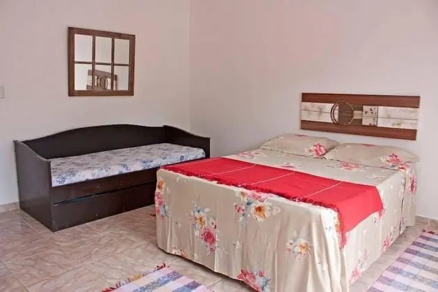 Üç Kişilik Oda