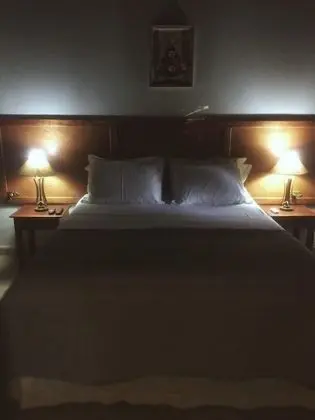 Traditional Süit, 1 Büyük (Queen) Boy Yatak