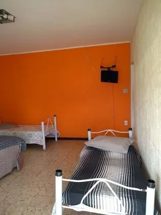 Üç Kişilik Oda, 3 Tek Kişilik Yatak