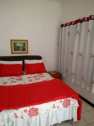 Üç Kişilik Oda, Birden Çok Yatak