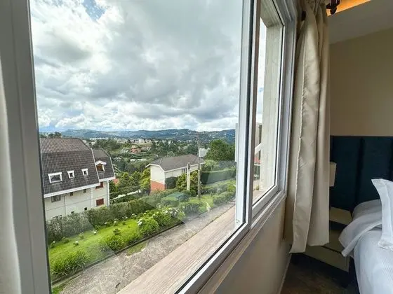 Luxury Tek Büyük Yataklı Oda