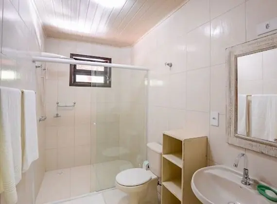 Classic Tek Büyük Yataklı Oda