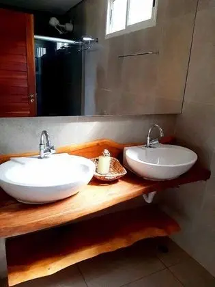 LUXO COM VISTA PARA O MAR