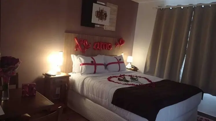Deluxe İki Ayrı Yataklı Oda, Havuz Manzaralı