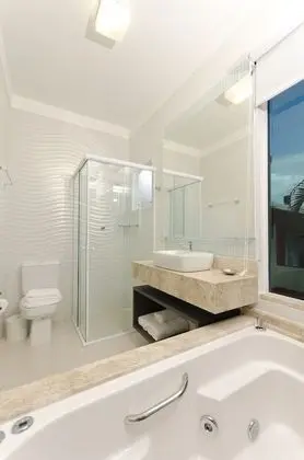 Deluxe Tek Büyük Yataklı Oda (Super)