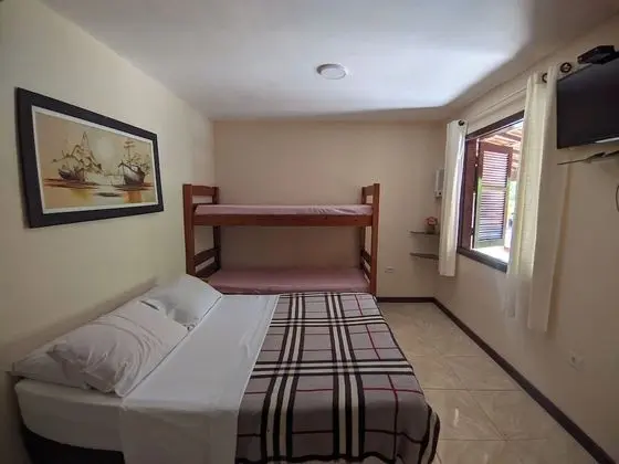 Traditional Üç Kişilik Oda, Havuz Manzaralı