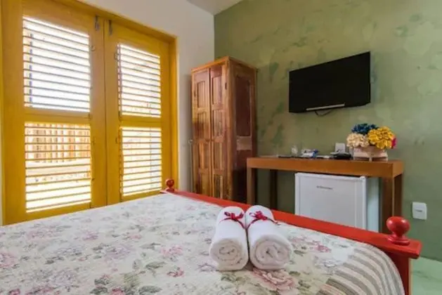 QUARTO DUPLO COM VARANDA