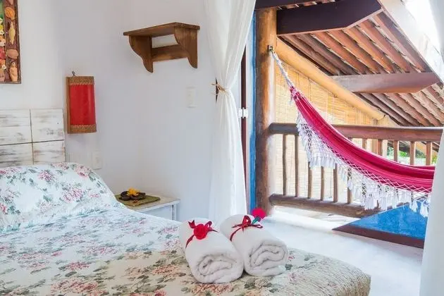 QUARTO DUPLO COM VARANDA