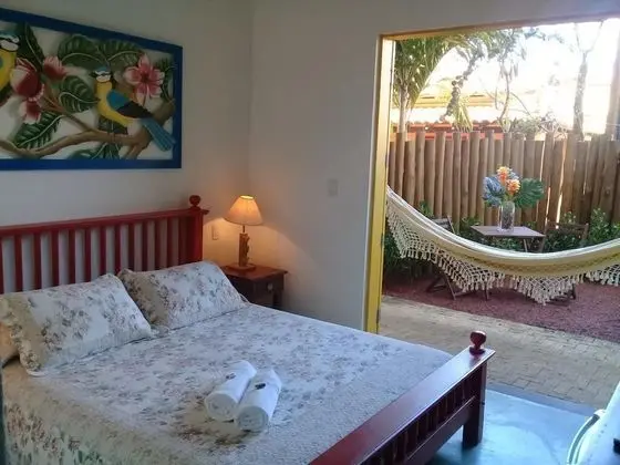 QUARTO DUPLO COM VARANDA