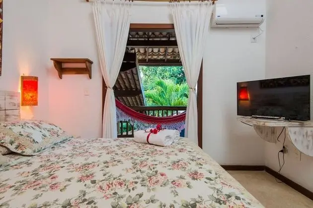 QUARTO DUPLO COM VARANDA
