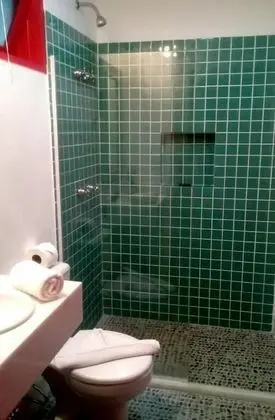 QUARTO DUPLO COM VARANDA