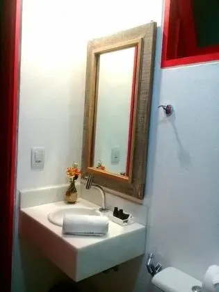 QUARTO DUPLO COM VARANDA