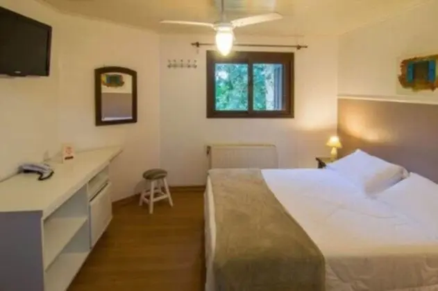 Basic Tek Büyük Yataklı Oda