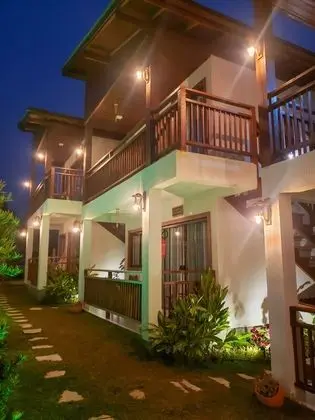 Deluxe Kulübe (Barra da Ibiraquera)