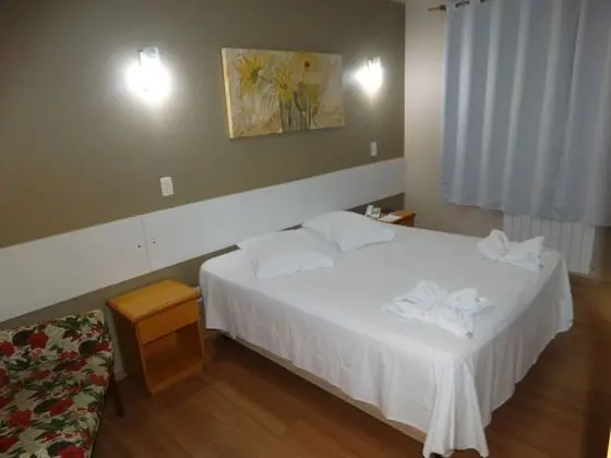 Standard Tek Büyük Yataklı Oda