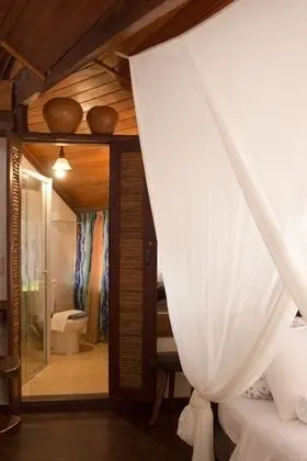 Suíte superior Plus com vista para o mar e varanda 2 hospedes