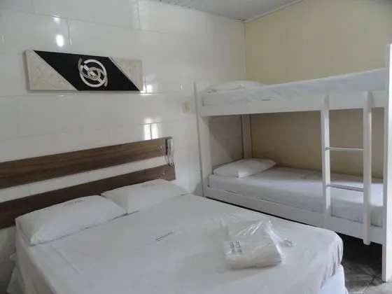 Üç Kişilik Oda