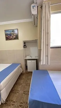 Üç Kişilik Oda