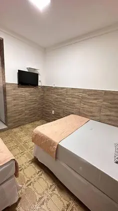 Üç Kişilik Oda