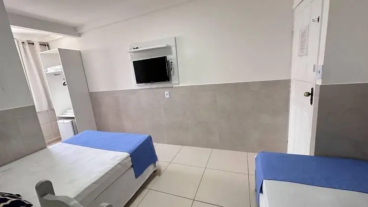 Üç Kişilik Oda