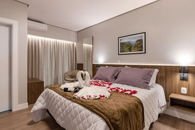 Tek Büyük Yataklı Oda