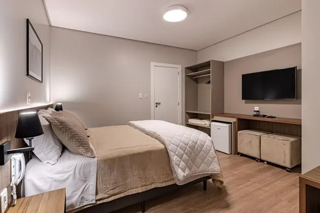 Tek Büyük Yataklı Oda