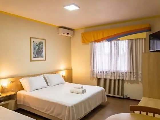 Deluxe Üç Kişilik Oda