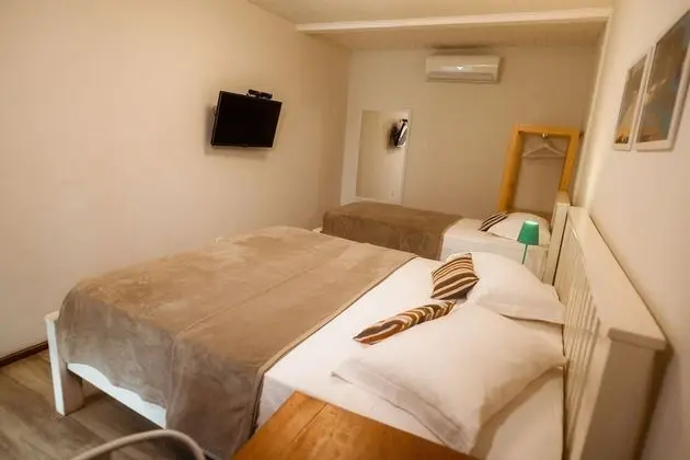 Üç Kişilik Oda, Balkon