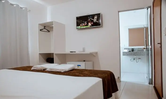 City Tek Büyük Yataklı Oda