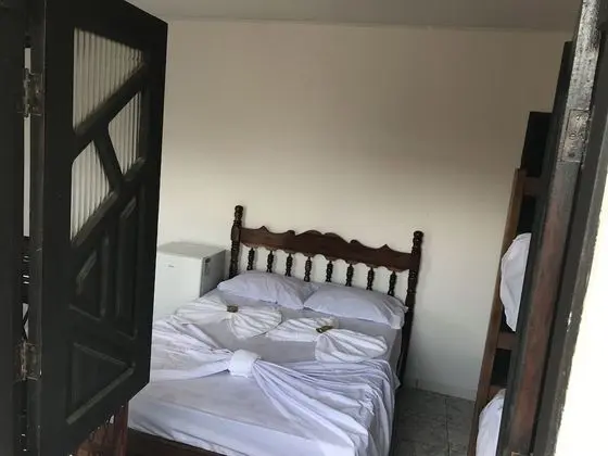 Üç Kişilik Oda