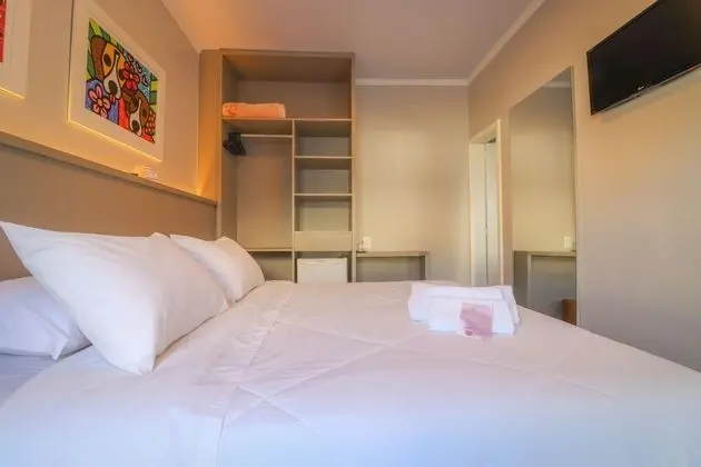 Deluxe Tek Büyük veya İki Ayrı Yataklı Oda