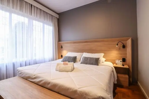 Deluxe Tek Büyük veya İki Ayrı Yataklı Oda