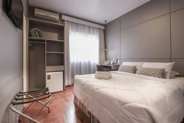 Deluxe Tek Büyük veya İki Ayrı Yataklı Oda