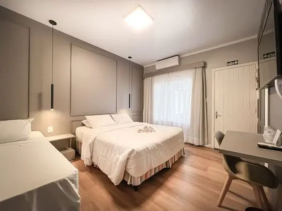 Deluxe Üç Kişilik Oda